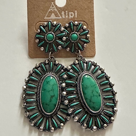 Boho Western-Style Turquoise Drop Earrings – Silver Boho Statement Jewelry - Picture 2 of 3